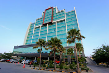 Grand Clarion Kendari